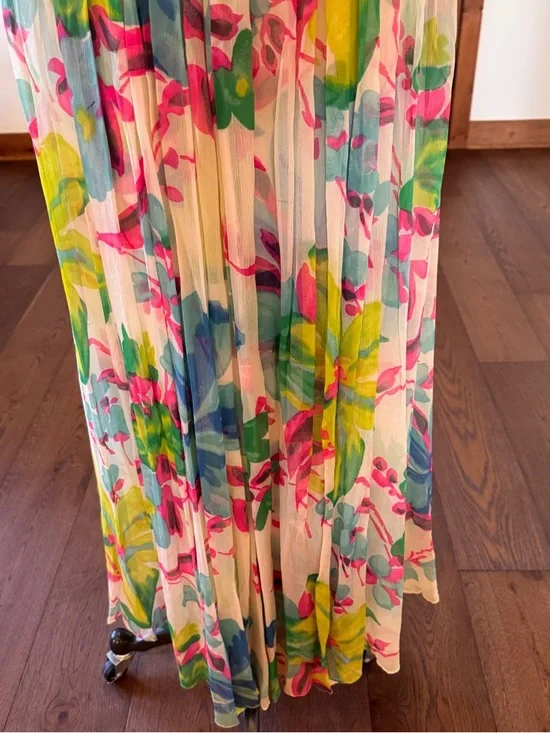 Vintage 1960s Mr. John Jr. Floral Dress with Beaded Neckline Size Small/Medium - Picture 5 of 13